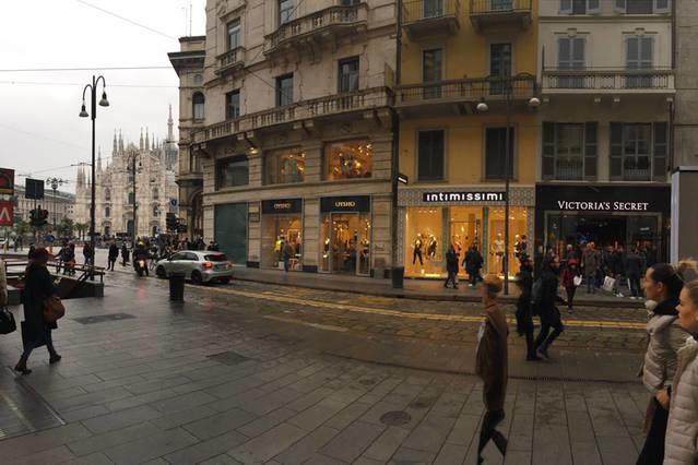 Flat In Piazza Duomo Milão Exterior foto